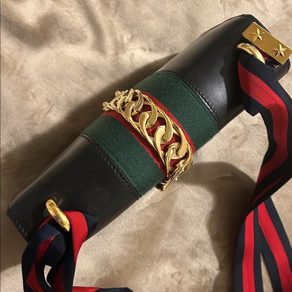 Gucci Sylvie Web Chain Black Leather Bag- Excellent! - Picture 8 of 14